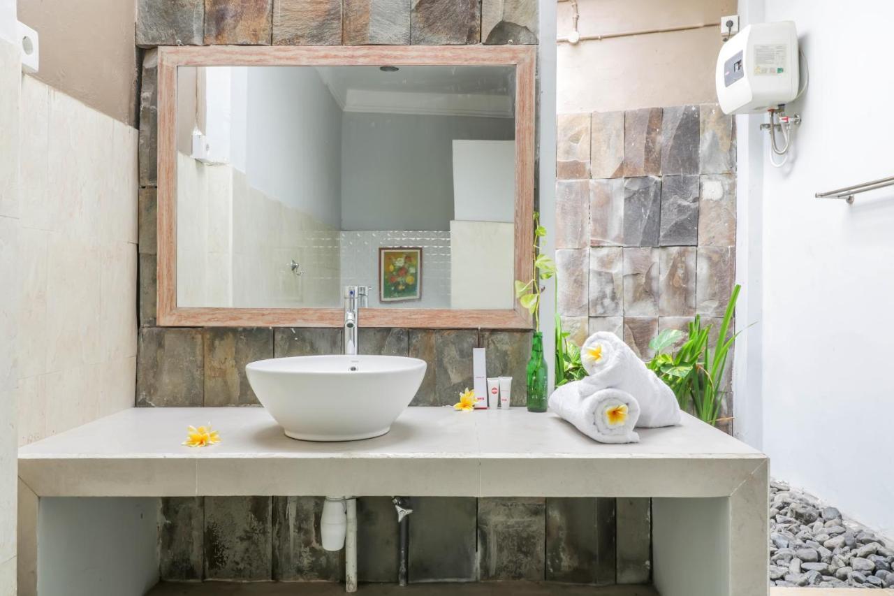 Oyo 1757 Villa Dende ロンボク エクステリア 写真