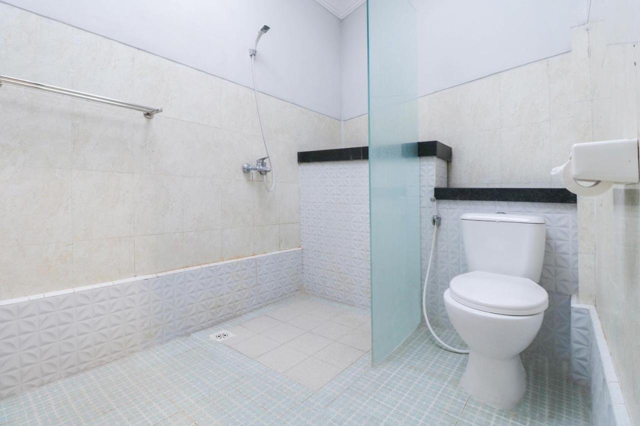 Oyo 1757 Villa Dende ロンボク エクステリア 写真