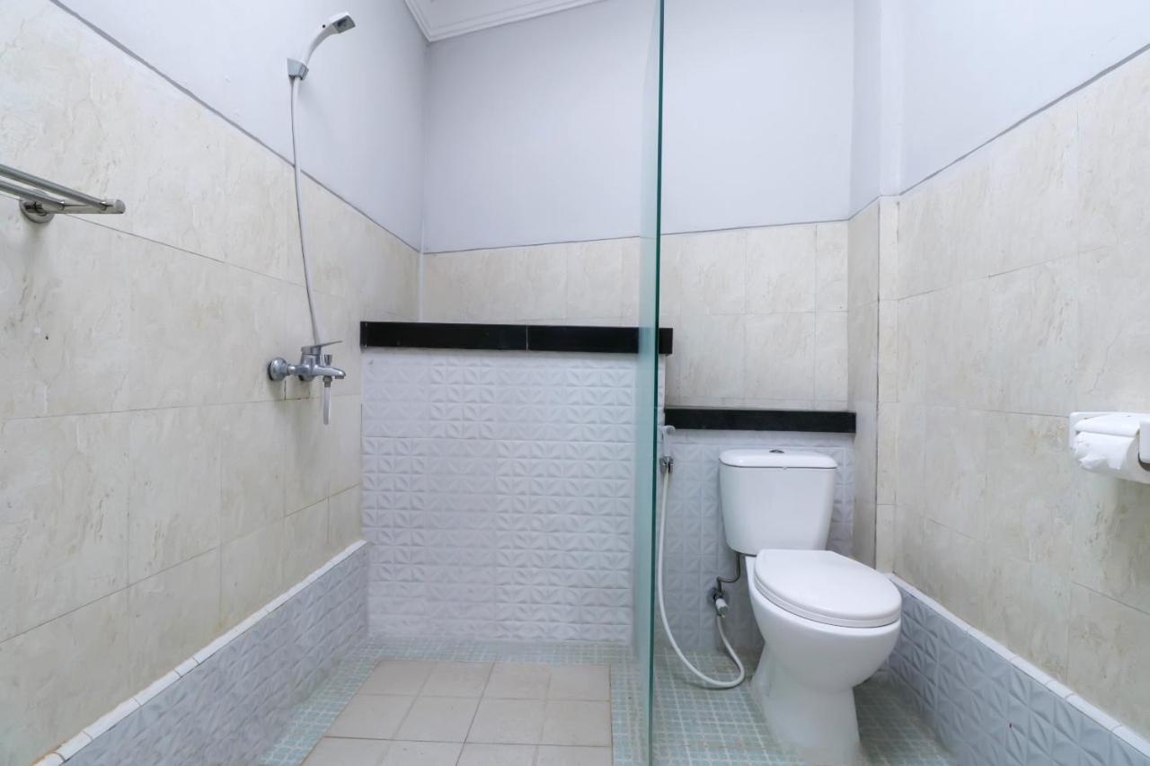 Oyo 1757 Villa Dende ロンボク エクステリア 写真