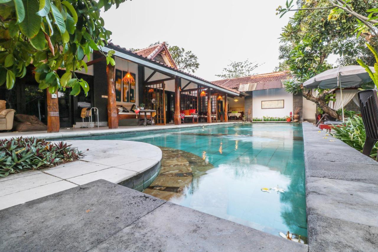 Oyo 1757 Villa Dende ロンボク エクステリア 写真